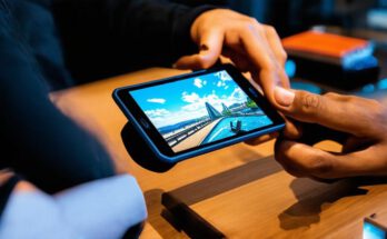 What are the latest trends in iOS game development for 2023?